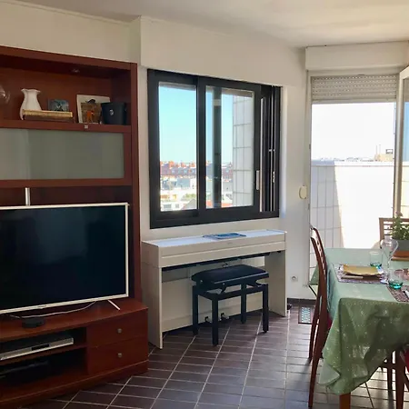 Nid De Reve, Vue Imprenable Sur Et Terrasse 10m2 * פריז